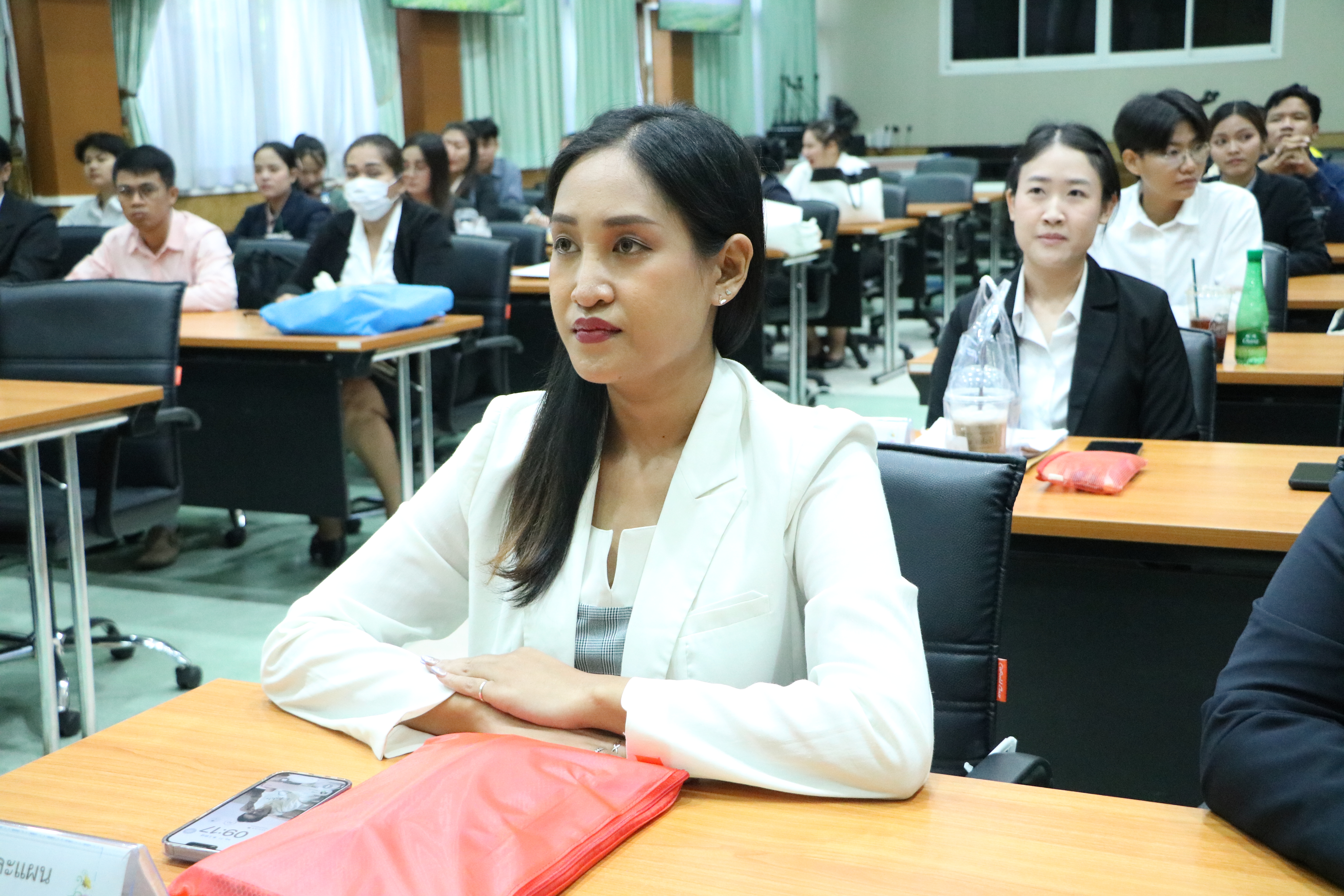 title - ส.ป.ก. รับรายงานตัวเพื่อบรรจุและแต่งตั้งเป็นข้าราชการพลเรือนสามัญ